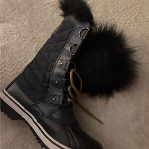 Sorel Waterproof Boots Sz 6.5  Tofino II Black Leather Faux Fur Waterproof
